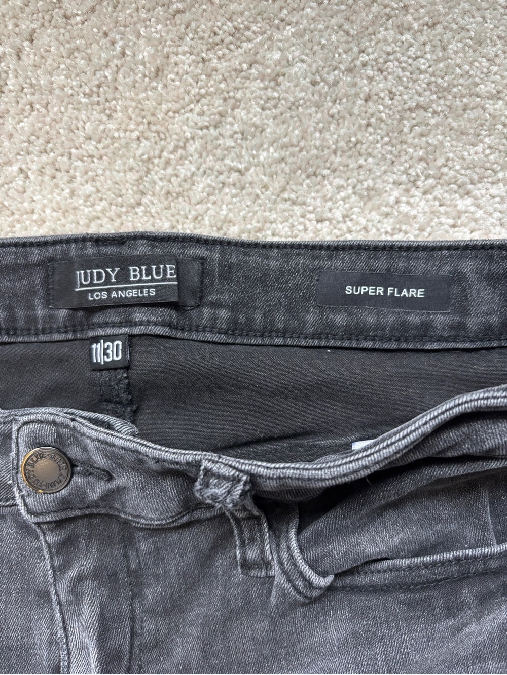 Judy Blue High Waisted Super Flare Jeans Size  30 - Picture 5 of 10